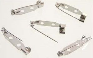 Prossinõel hõbedane 2 auguga, 2 tk.pakis