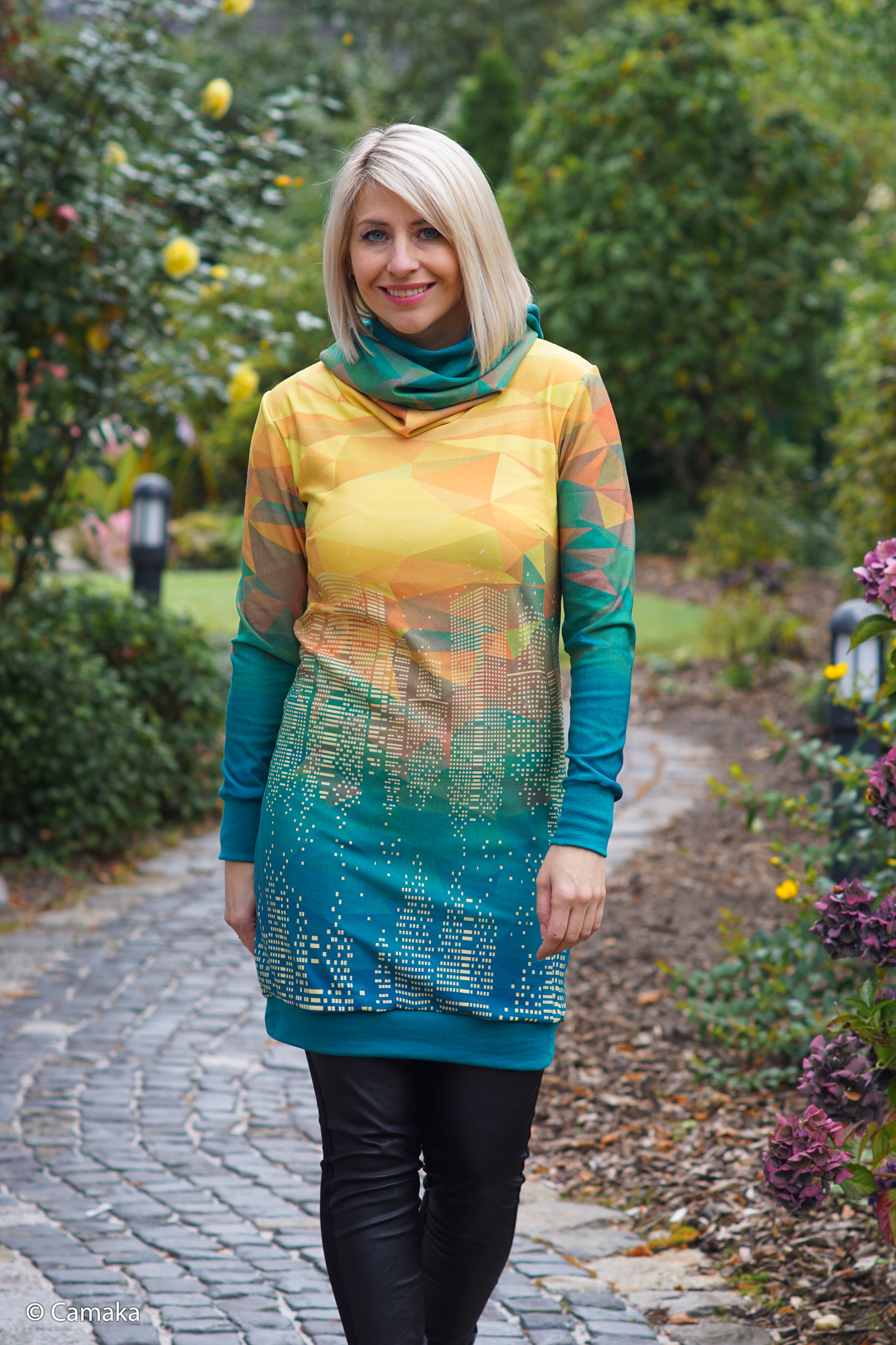 FT Skyline by Bienvenido Colorido petrol