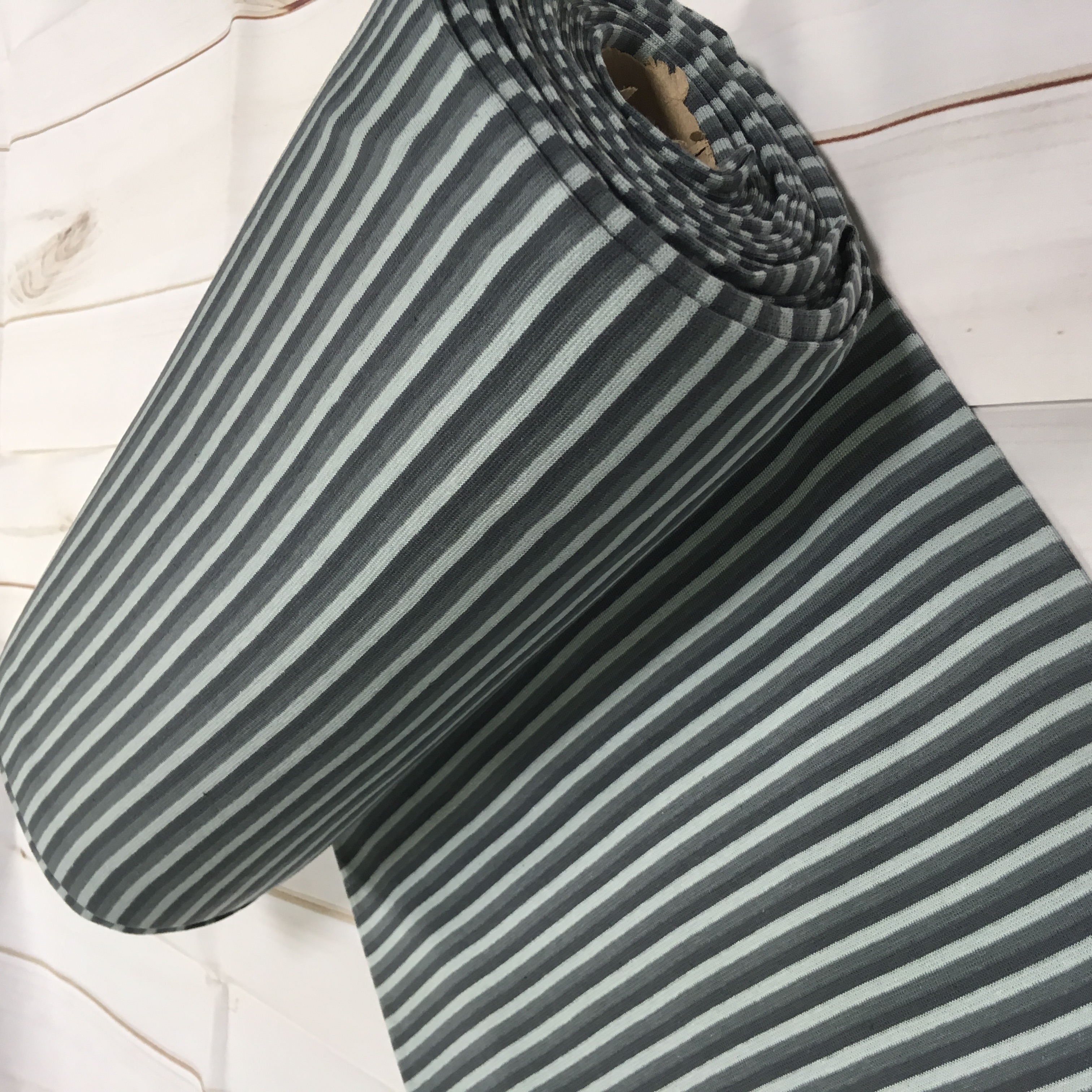 Torusoonik mustad/hallid triibud