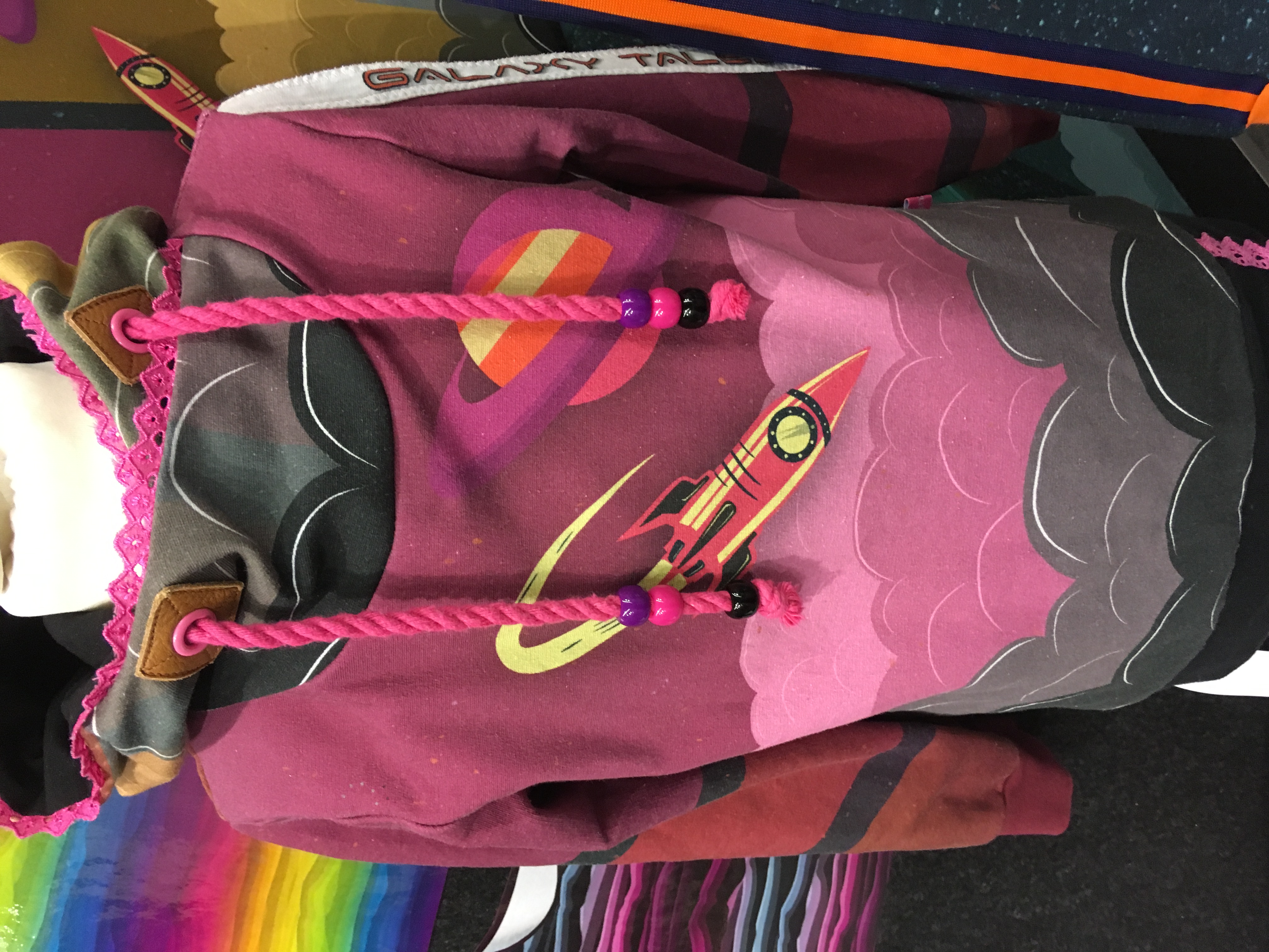 Dressikanga kupong Galaxy Tale fuksia