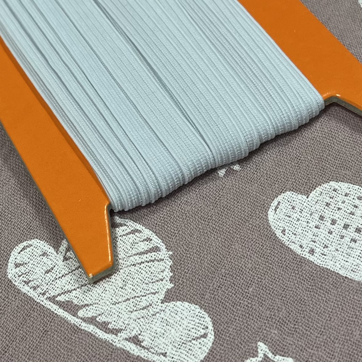 Pesukumm valge 7 mm 5,4 m väikepakk