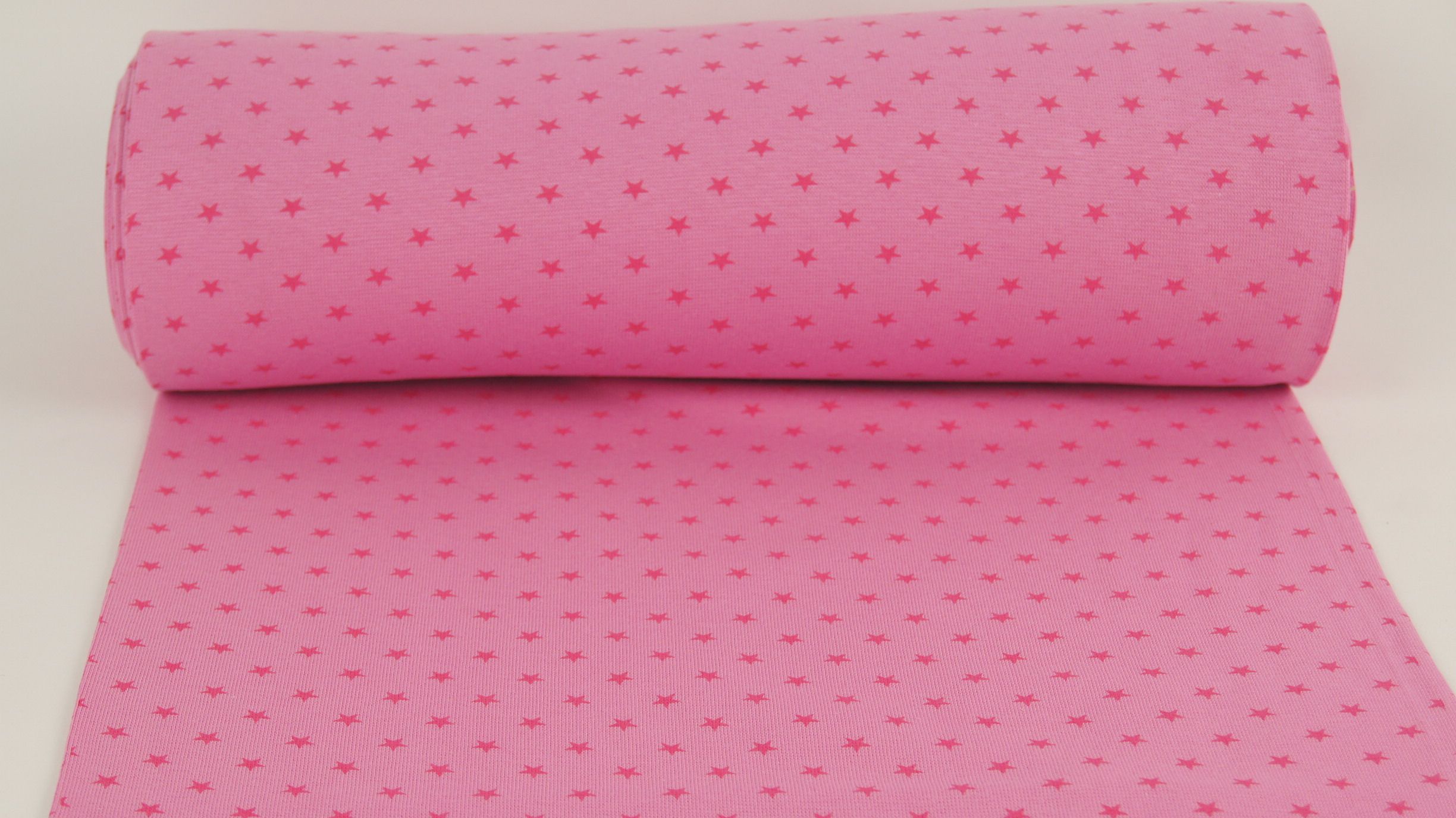 Torusoonik roosa tähtedega