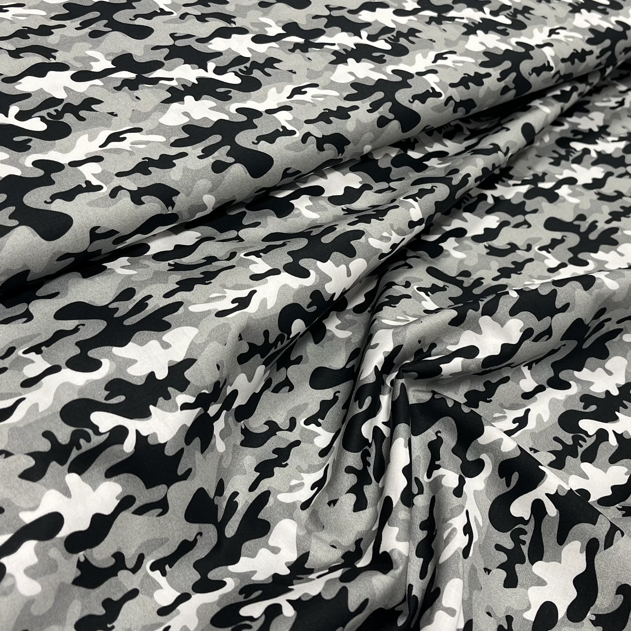 Puuvillane kangas Camo valge