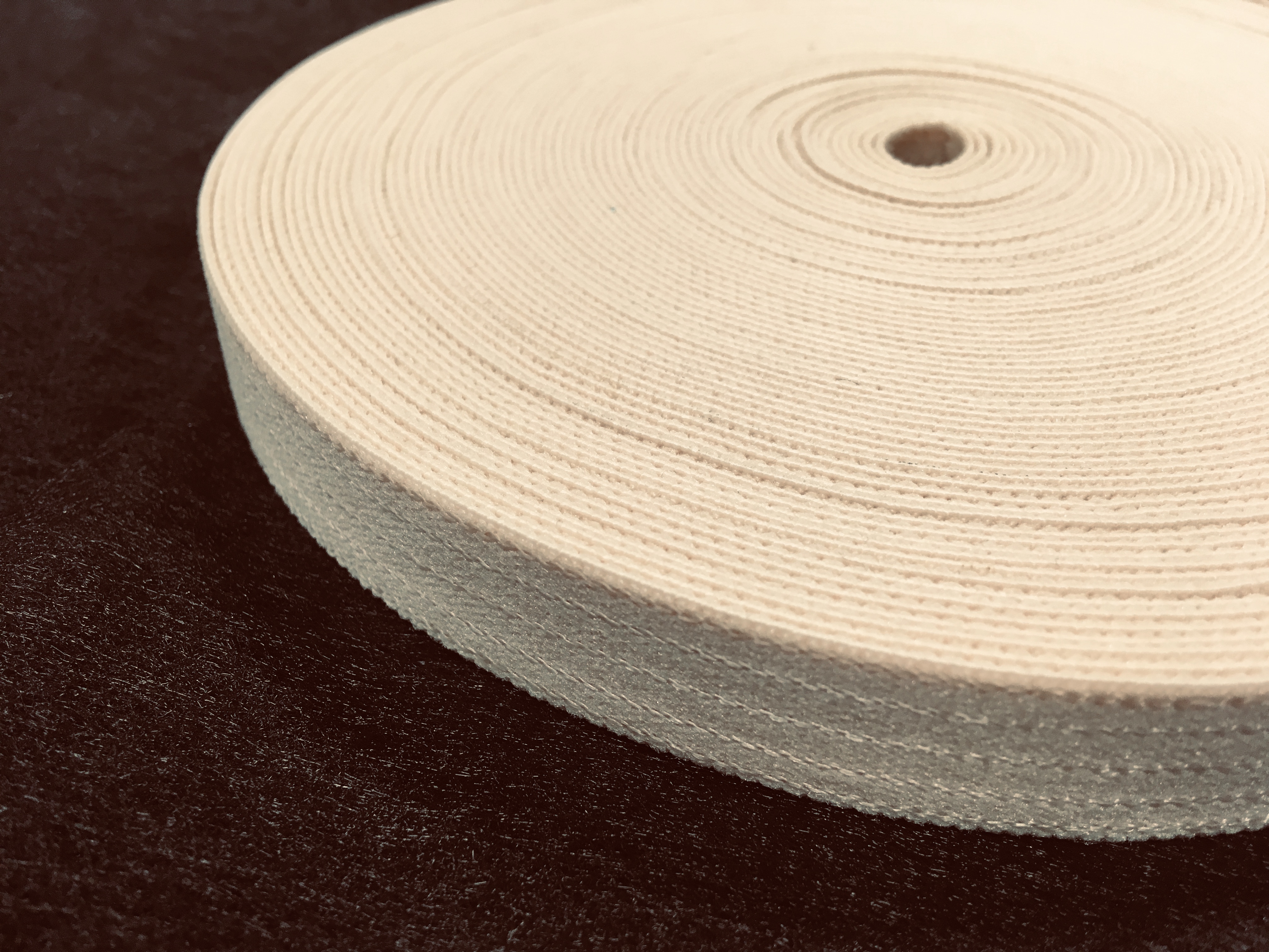 Kummipael beež 20 mm 1 m