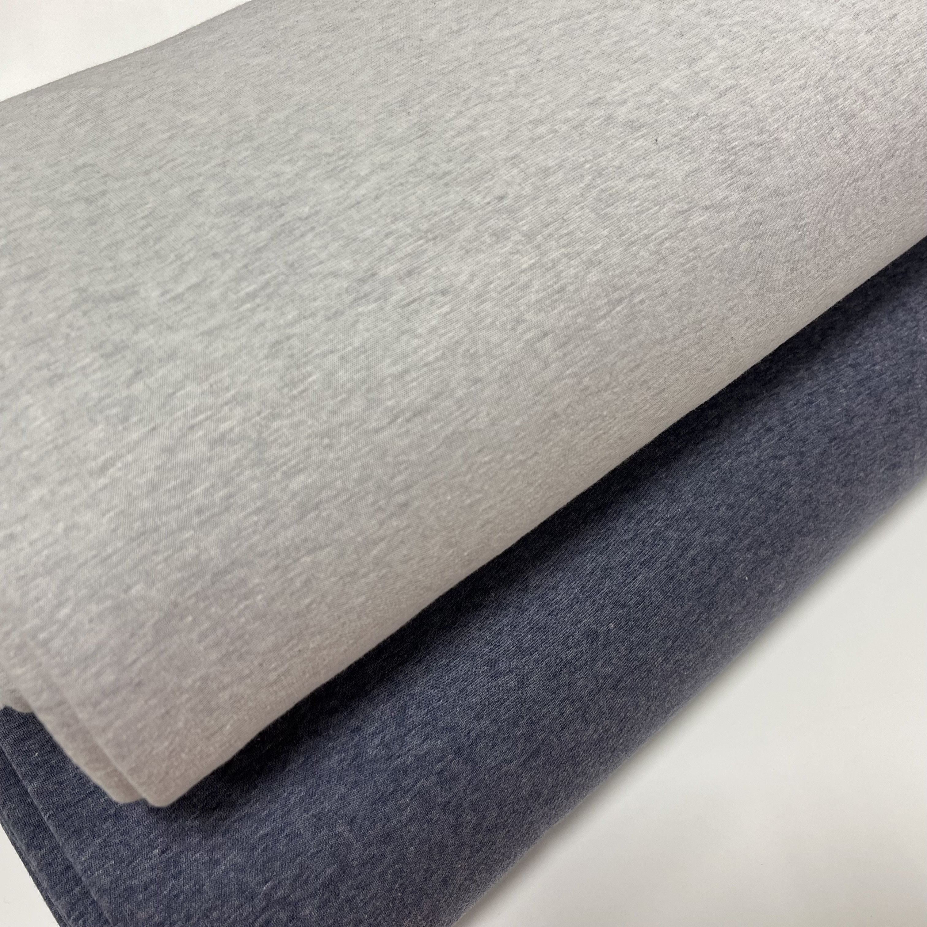 Alpifliis Mila melanž