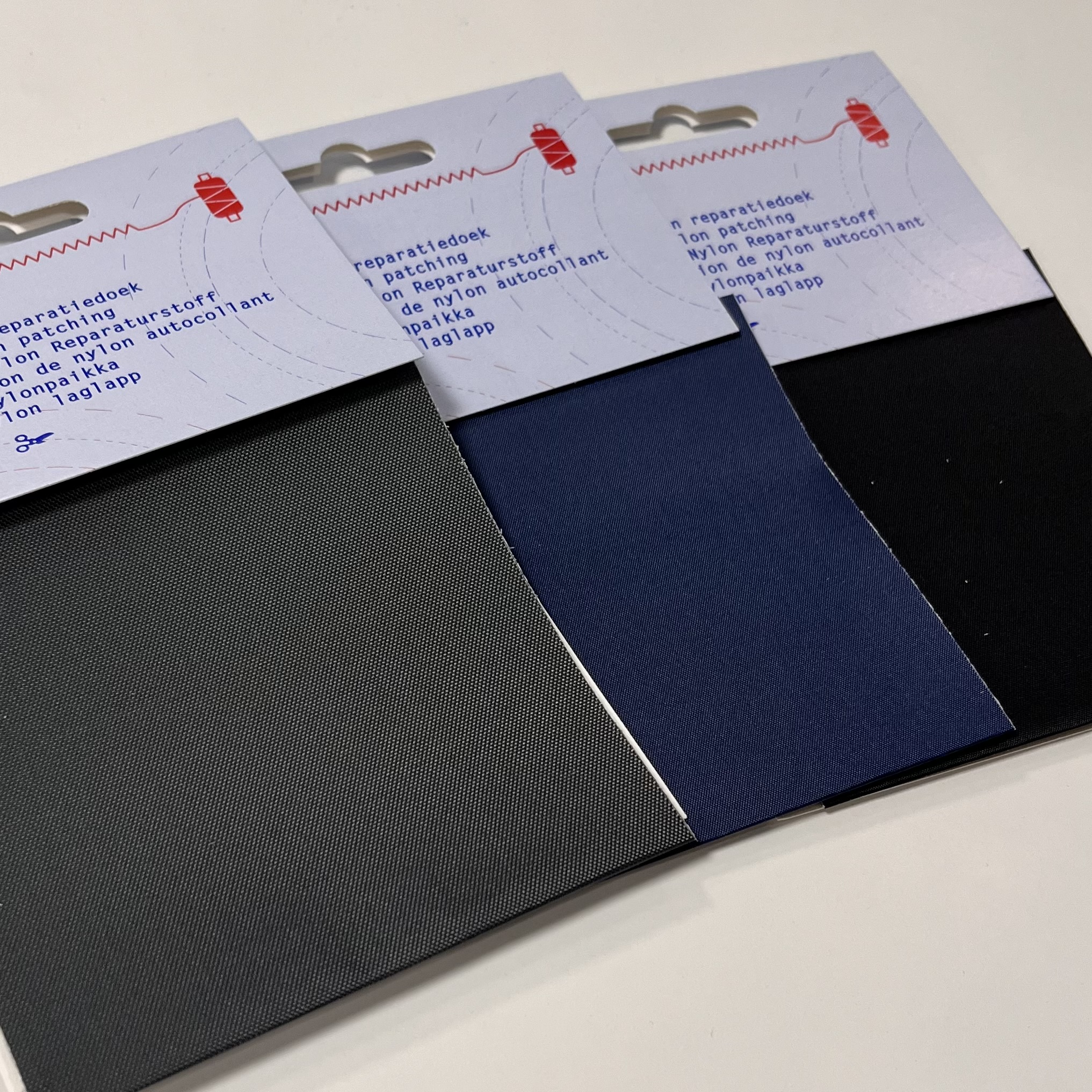 Iseliimuv, kleebitav nailonpaik 10x20 cm