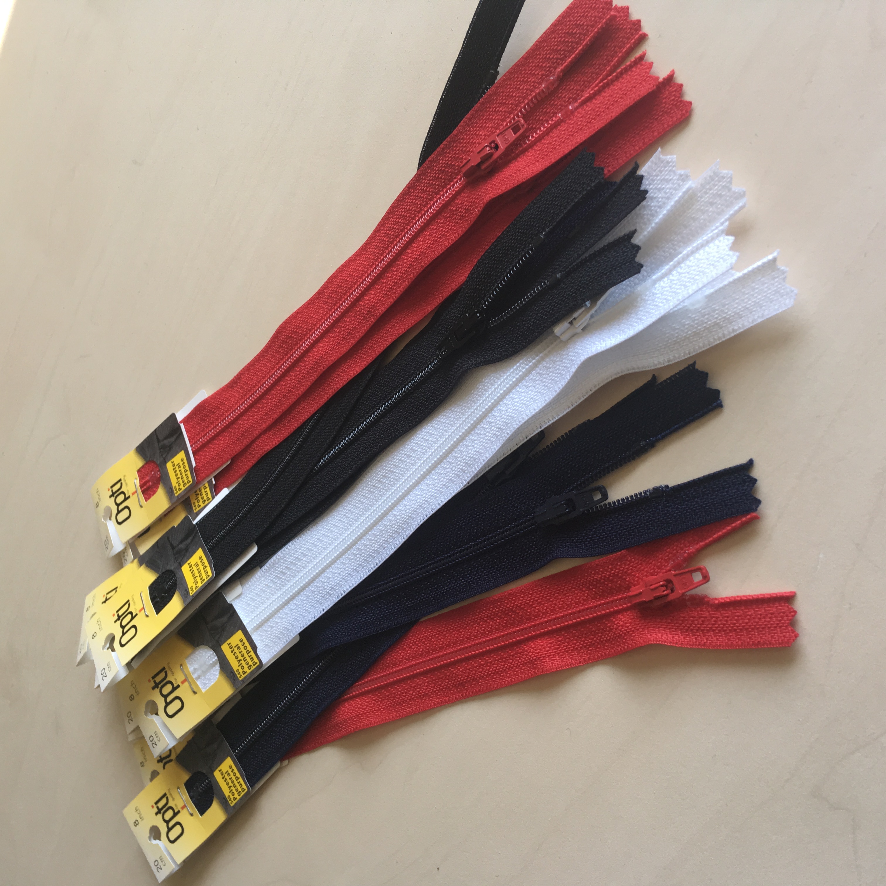 OPTI spiraal tõmblukk 4 mm alt kinnine