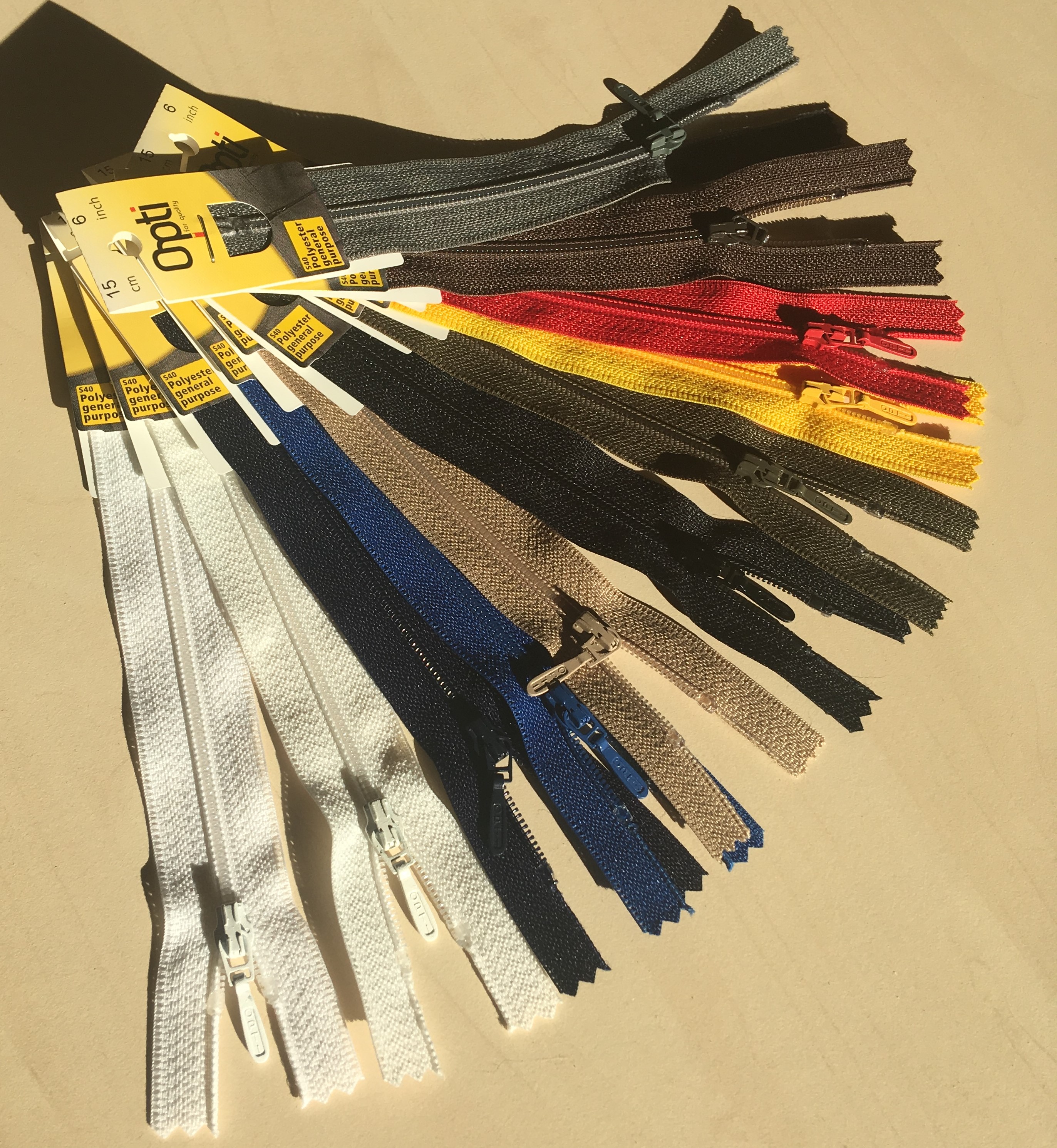 OPTI spiraal tõmblukk 4 mm Tip alt kinnine