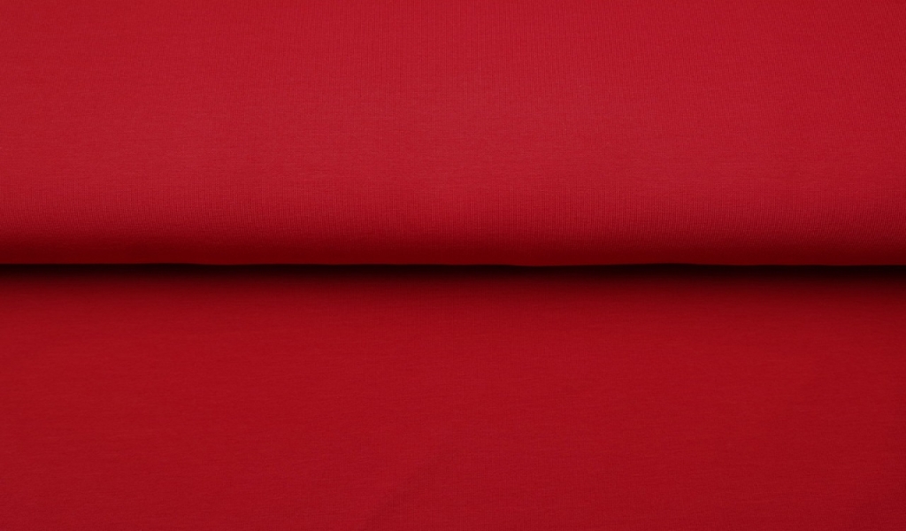 Torusoonik sügav punane