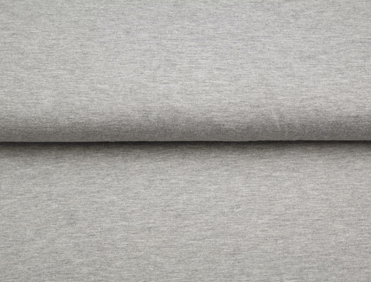 Õhuke dressikangas Helehall melanž