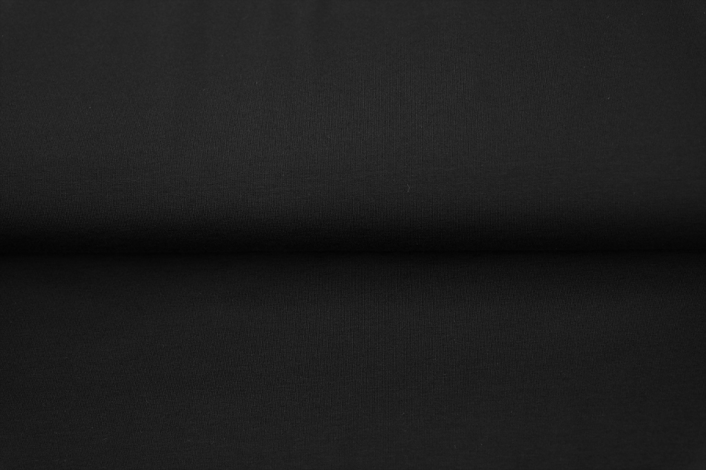 Puuvillane kangas must