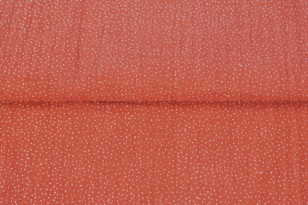 Popliin telliskivipunane valgete täpikestega