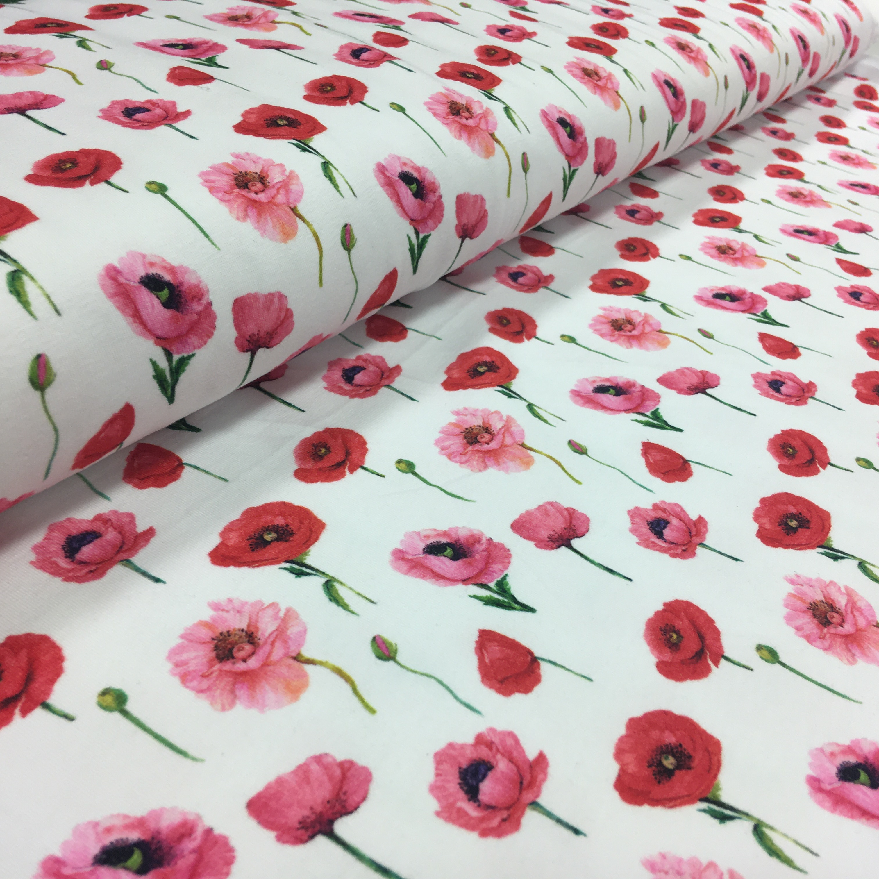 Trikotaaž Moonid valgel, digital print