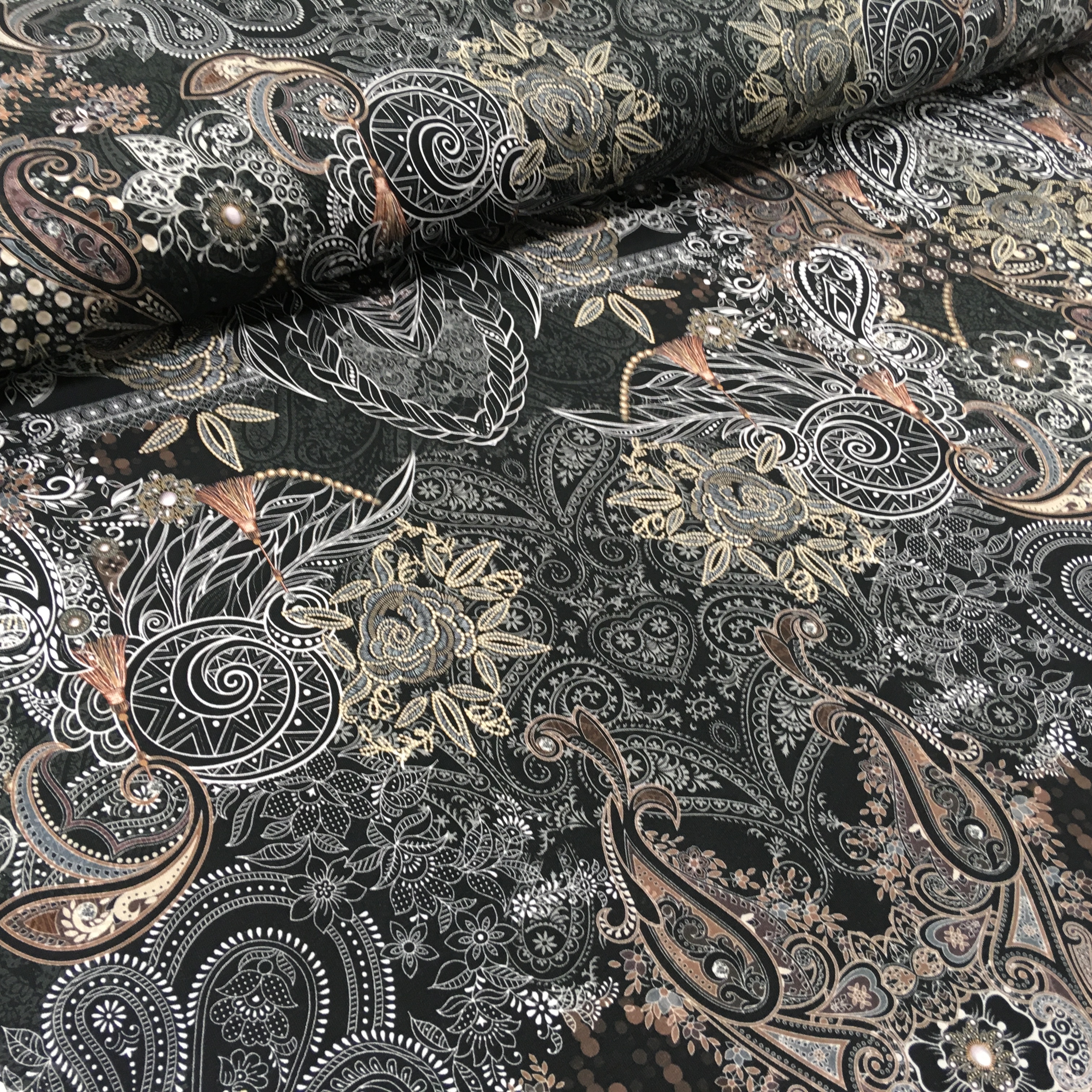 Saint Tropez Paisley