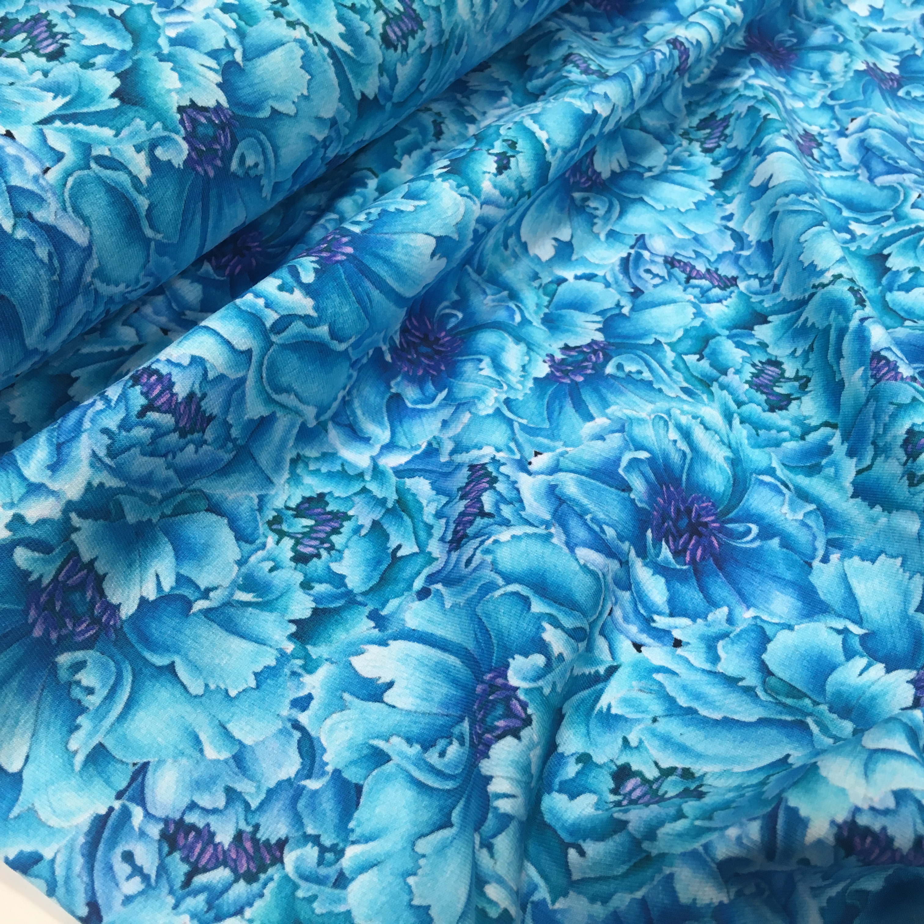 Trikotaaž Sinised moonid digiprint