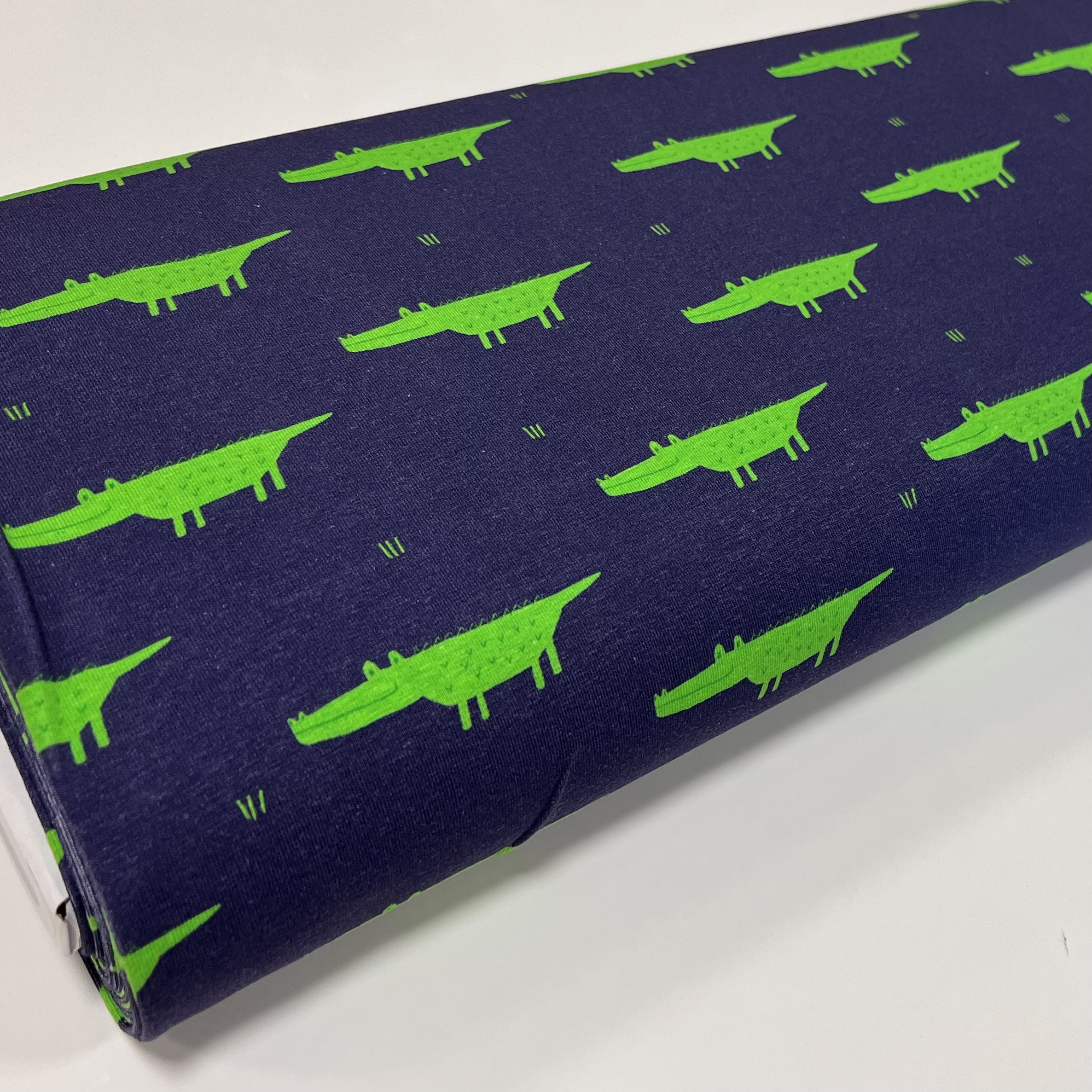 Trikotaaž Krokodillid tumesinine 1,2 m