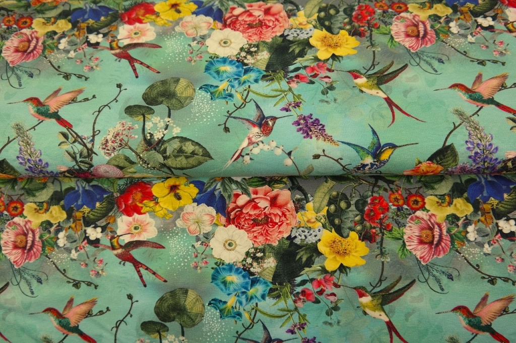 Trikotaažkangas Koolibrid lilledel, digital print