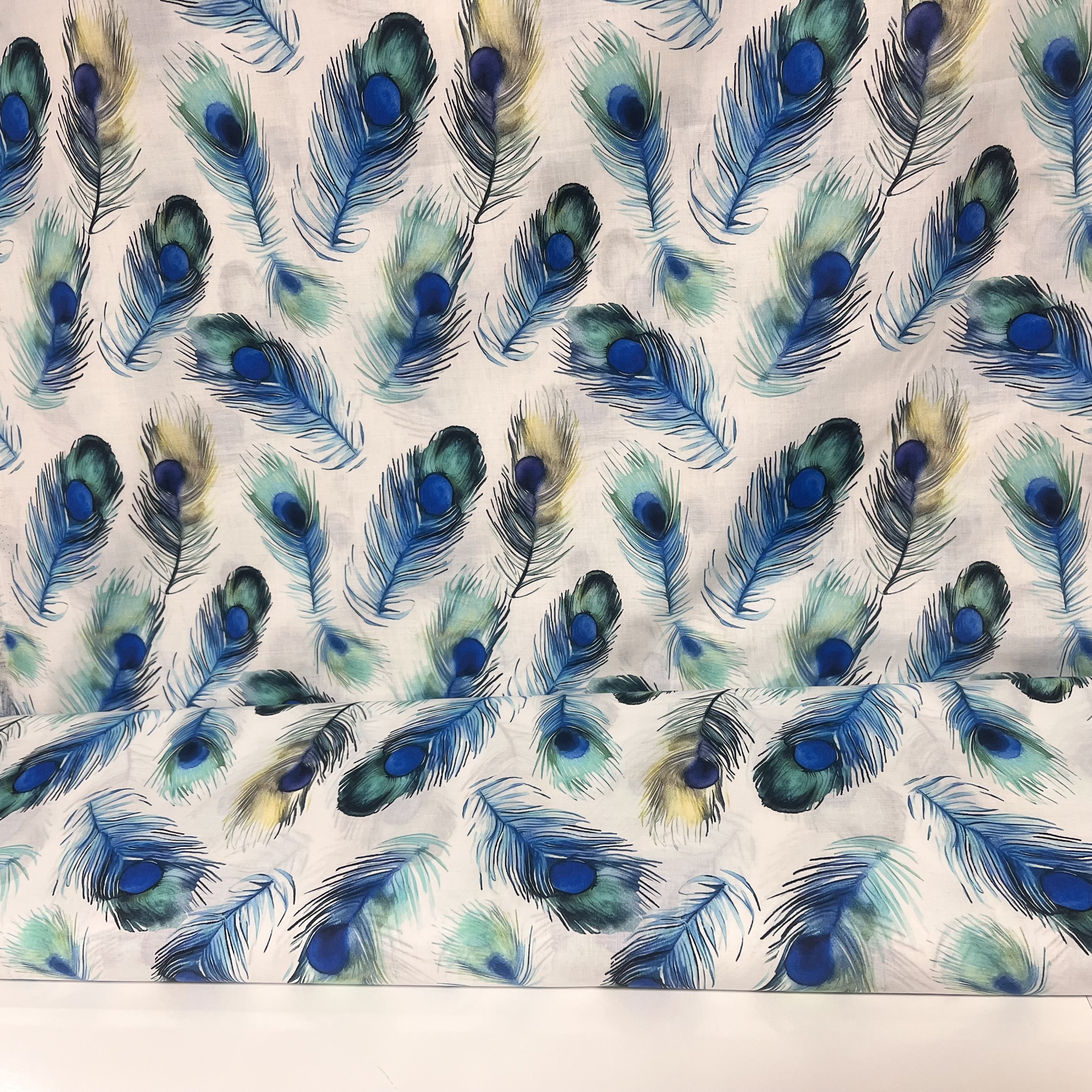 Digitaaltrükiga voile Peacock