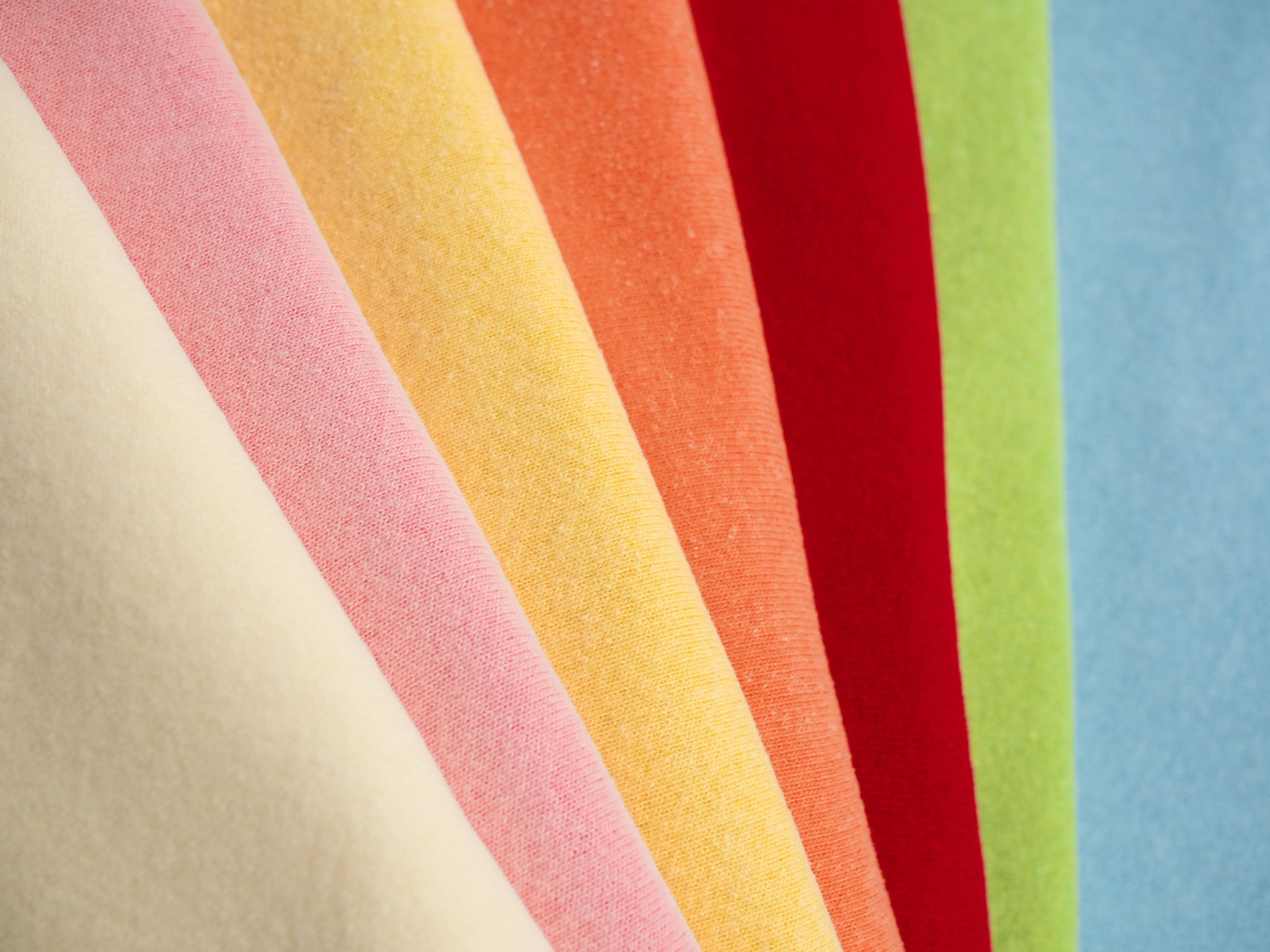 Kudumtrikotaaž Bene, erinevad