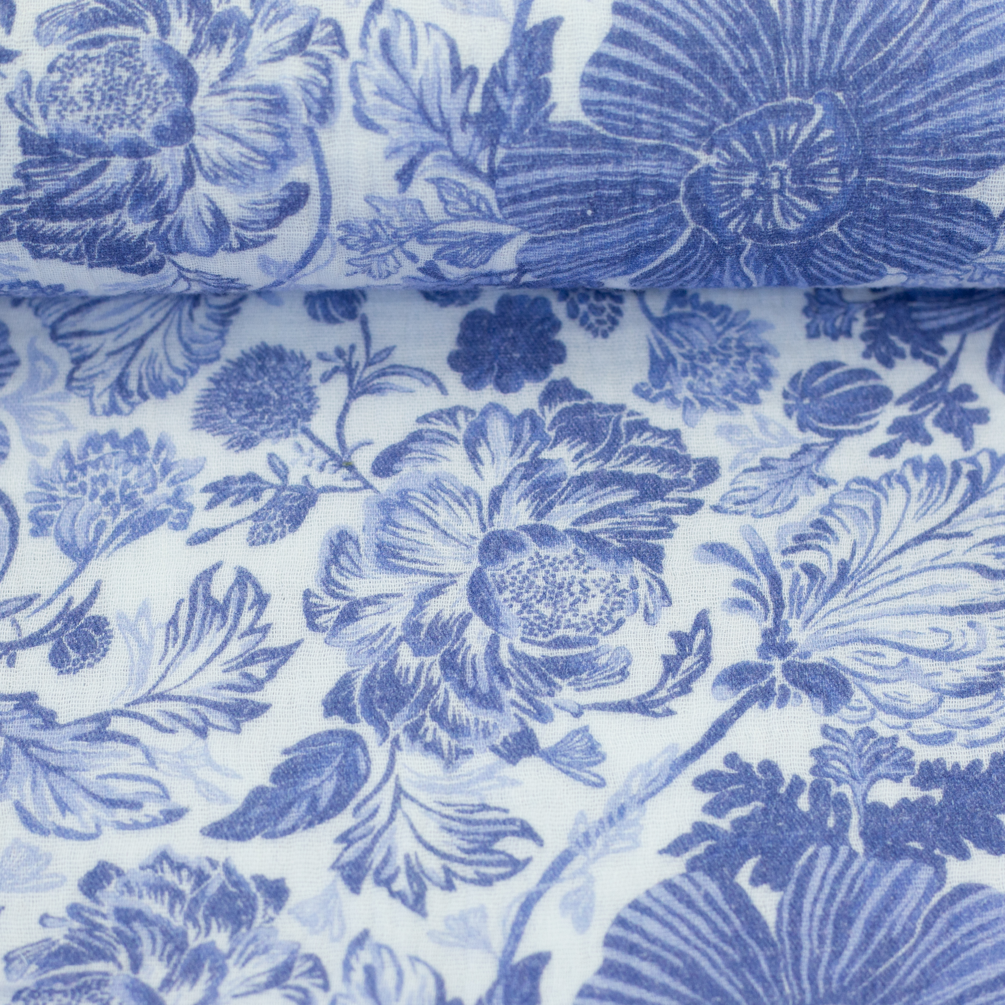 2X Musliin sinised lilled valgel