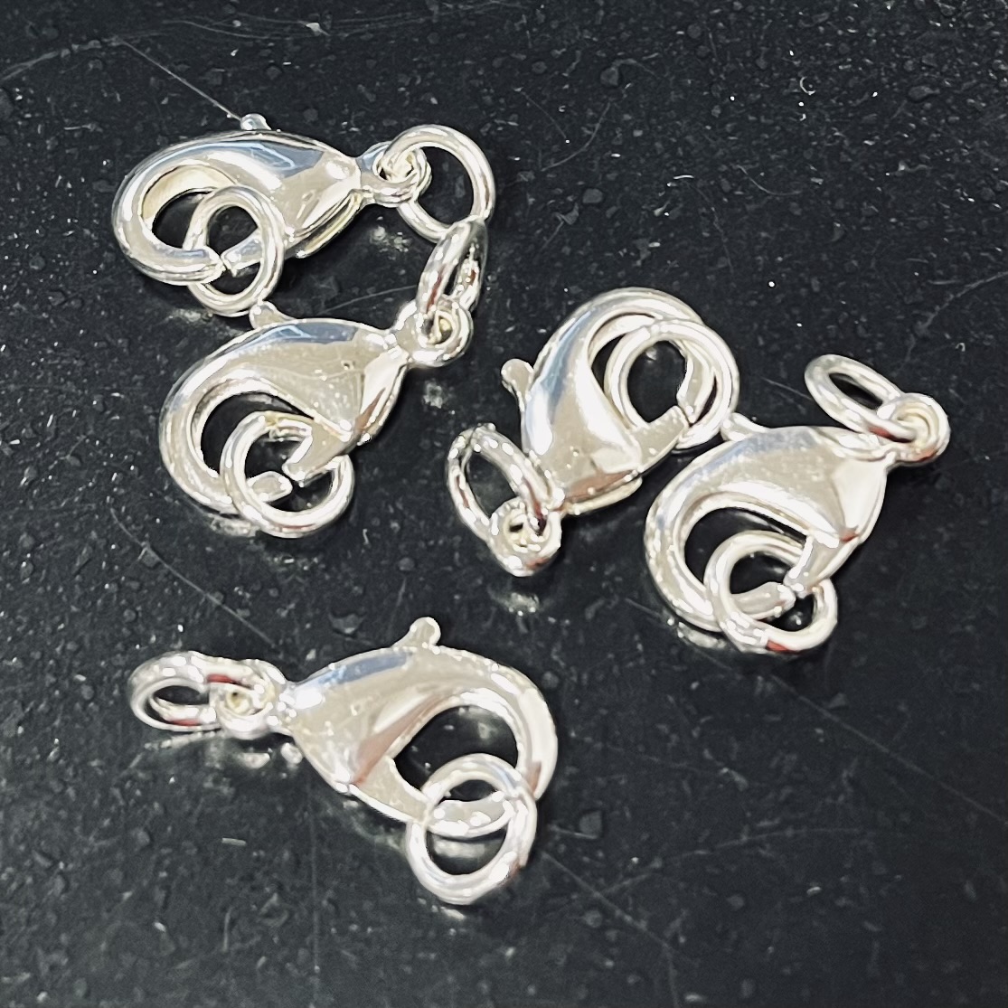 Karabiinhaak rõngastega, hõbedane 15 mm, 5 tk.